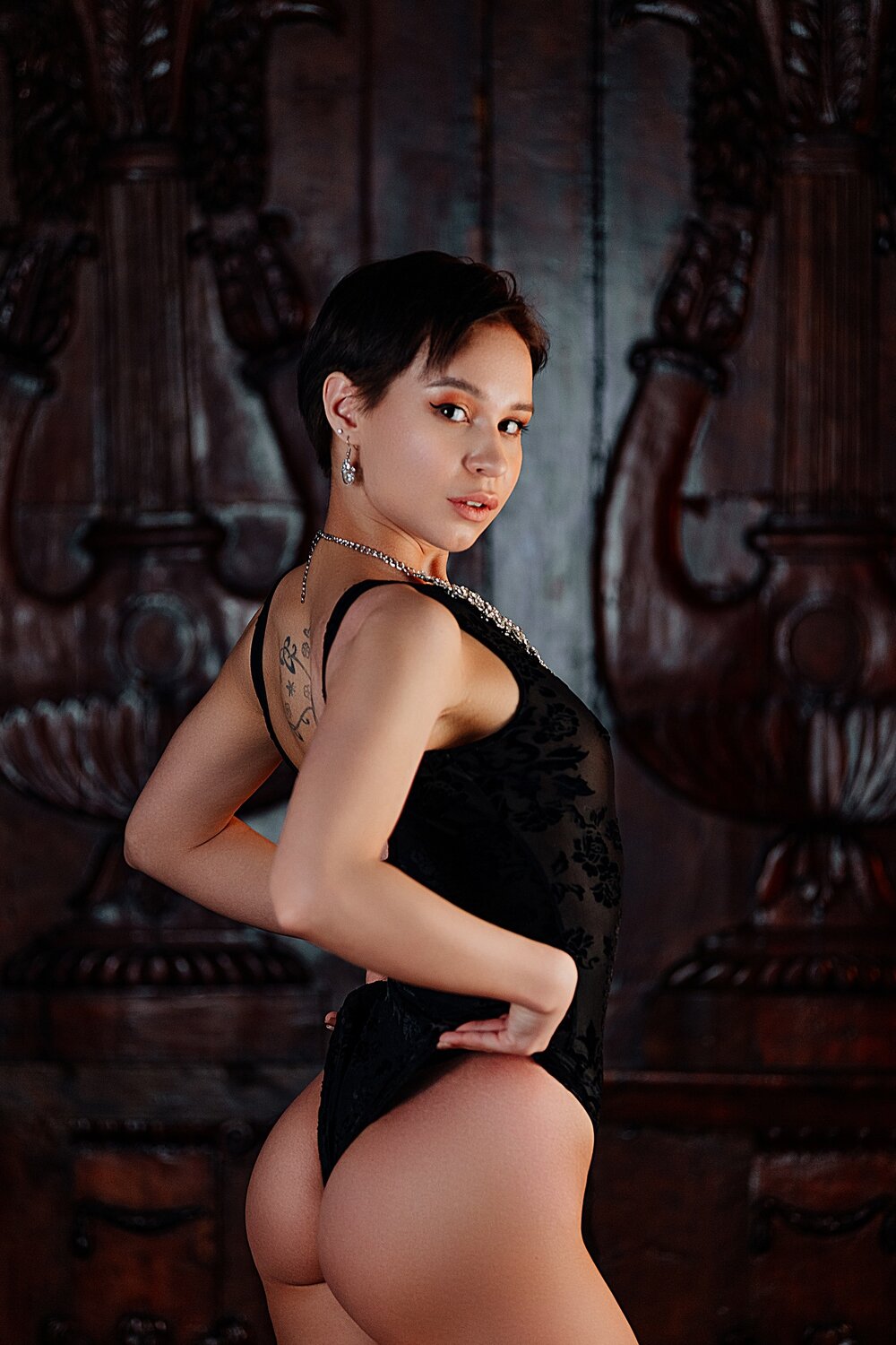 Бүкіл сыныппен порно