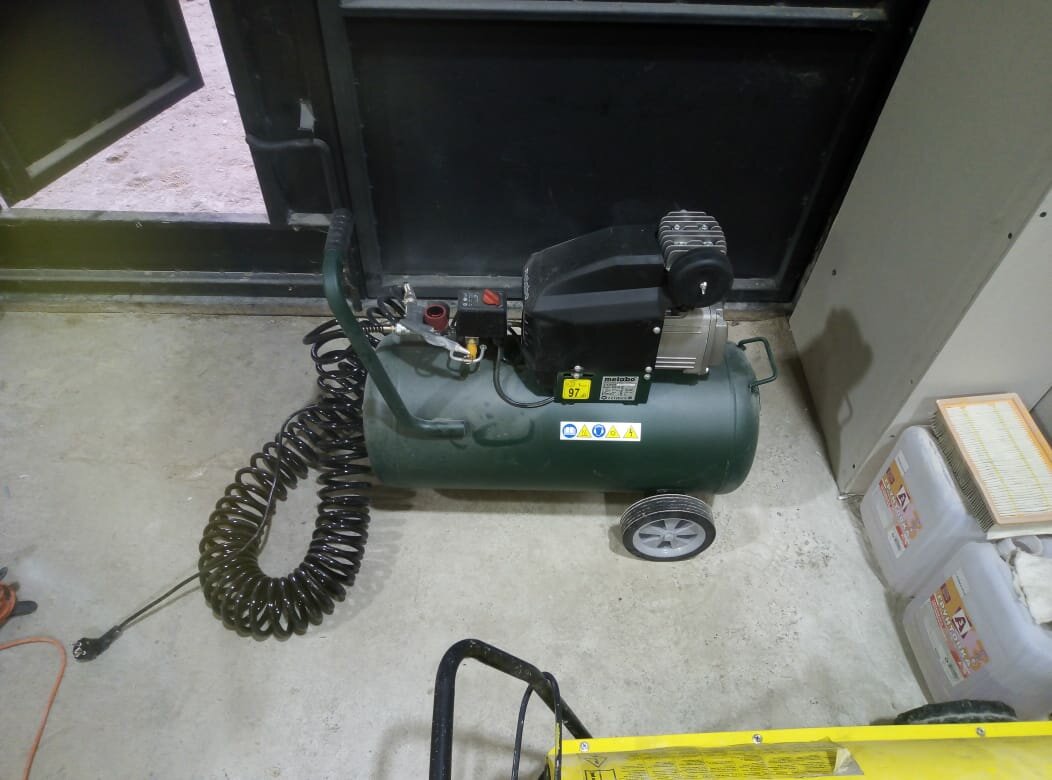 масляный компрессор metabo basic 250-24, компрессор metabo basic, компрессор metabo basic air 350, компрессор метабо 50 литров, компрессор metabo basic 250-24 w