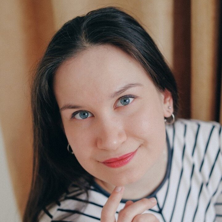 Ксения Колоколова