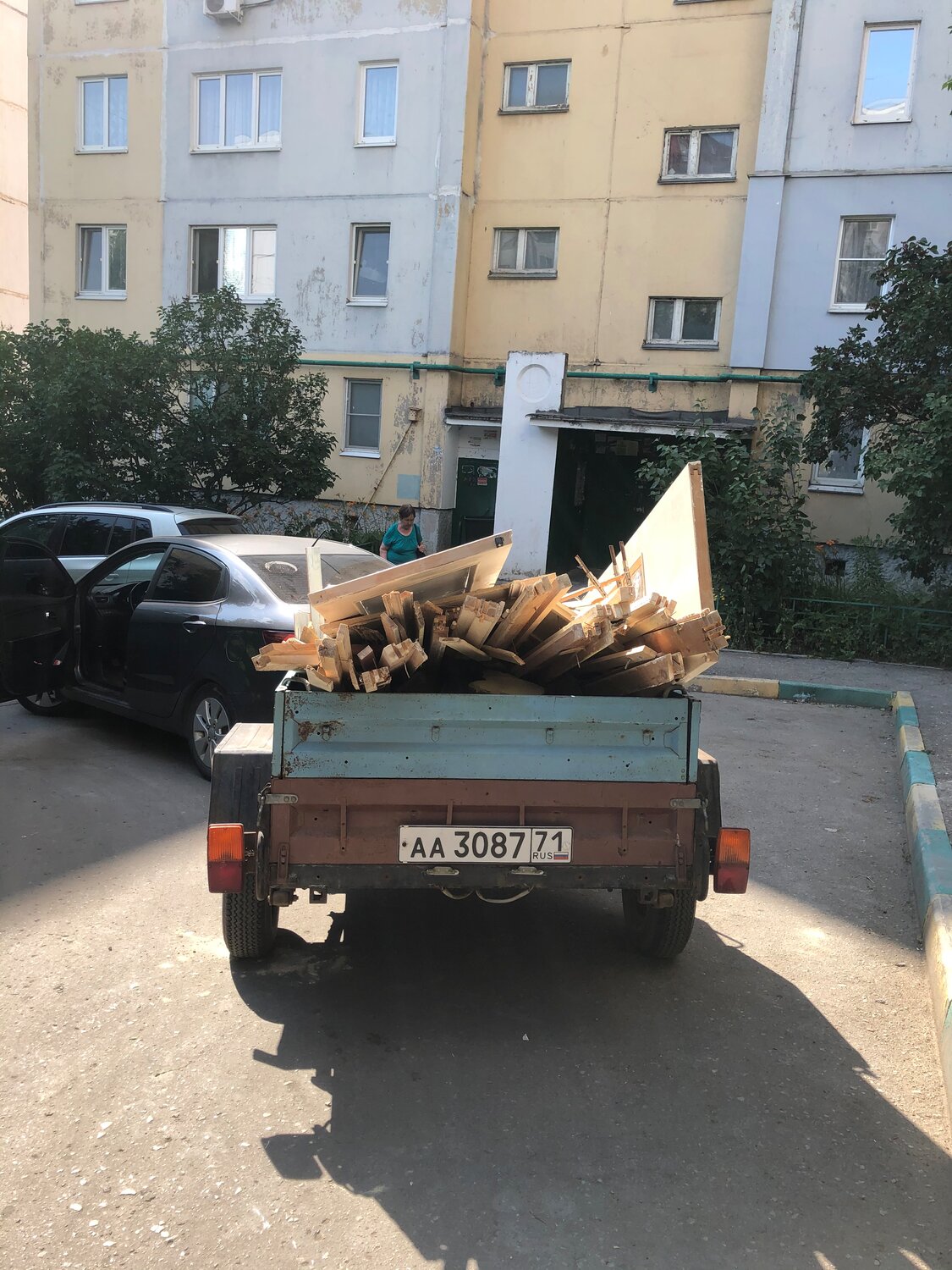 автомобиль, вывоз мусора, вывоз строительного мусора, перегруженная машина, дрова газель