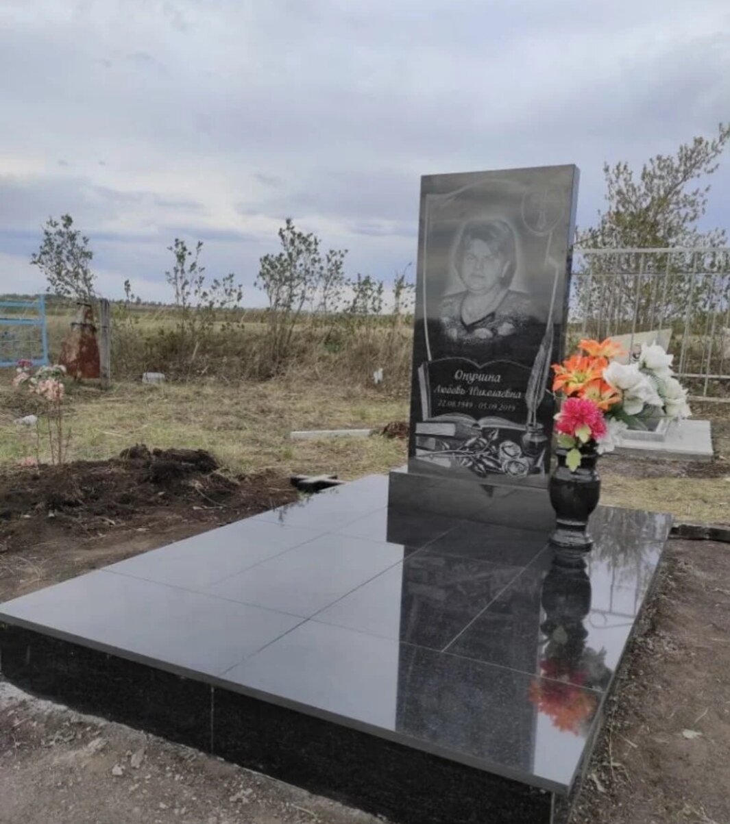 Изготовление памятников и надгробий в Ишиме: 98 граверов