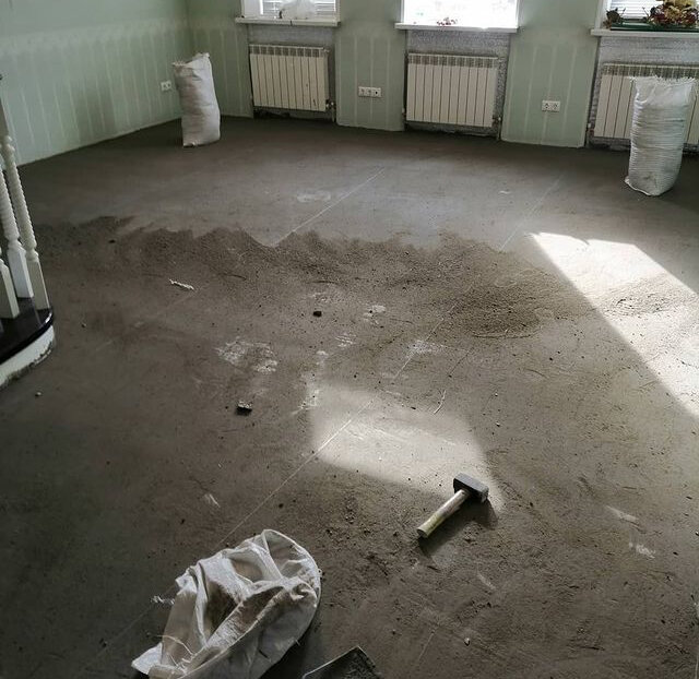 стяжка пола, старая стяжка пола, некачественная стяжка пола, стяжка пола 20кв м 1 см, стяжка пола квадратный метр