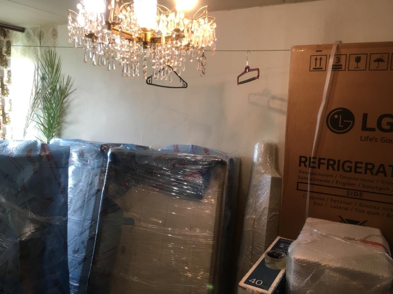 упаковка мебели при переезде, упаковка мебели и вещей, упаковка, упаковка при переезде, упаковка вещей для переезда
