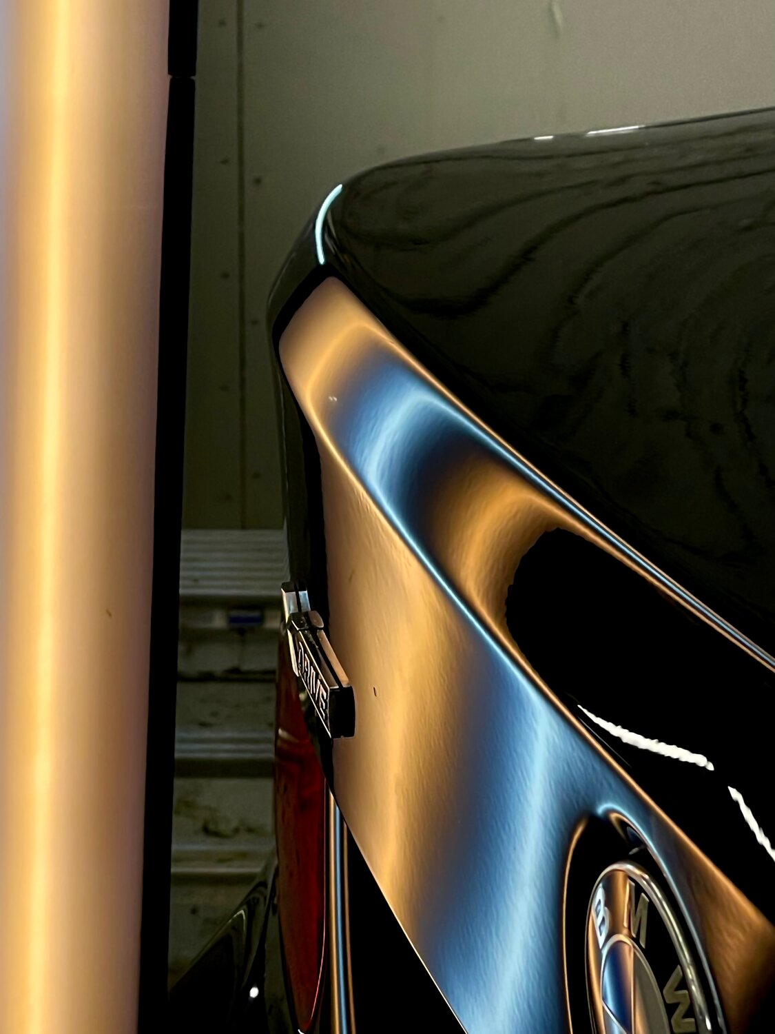 Удаление вмятин с кузова без покраски в Москве - Кузовной ремонт ...