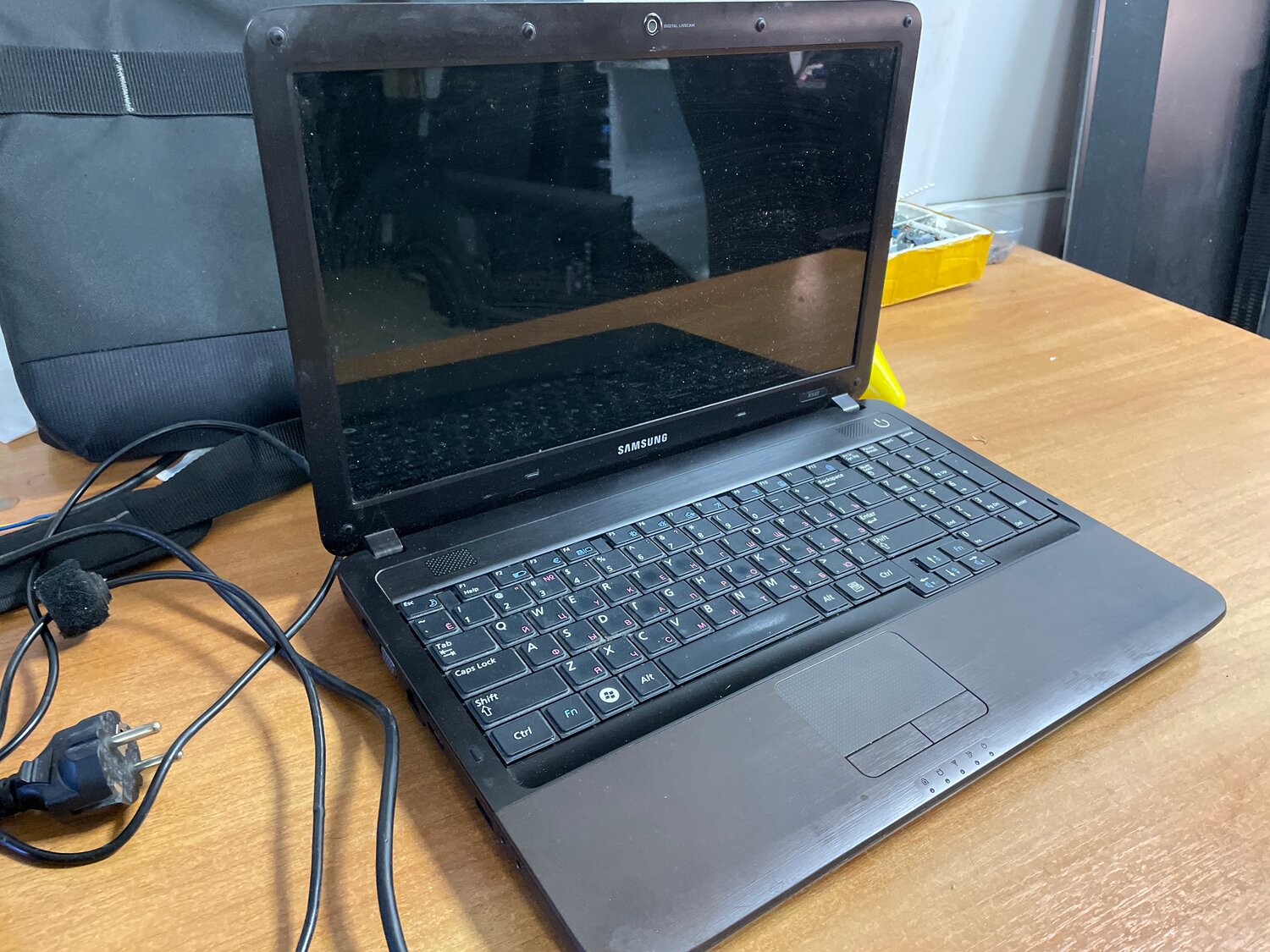 ноутбук, ноутбук dns 17.3 i7, ноутбук за 7000р, ноутбук samsung i3 2310m, ноутбук acer aspire timelinex 4820tg-5464g50miks