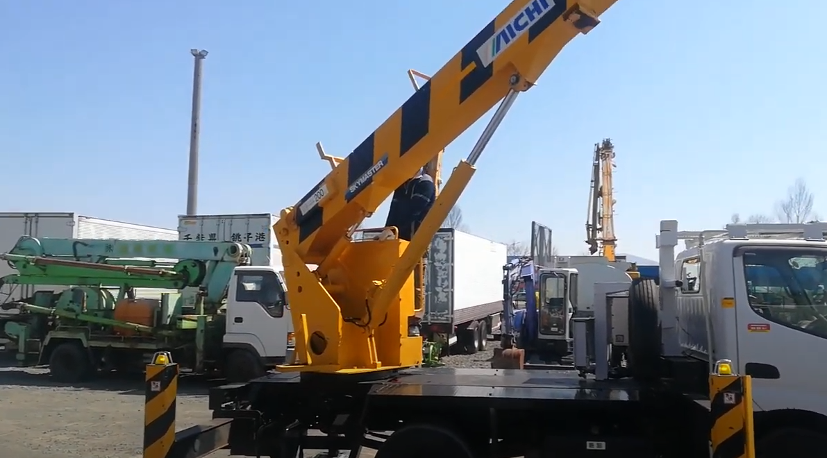 ямобур aichi d502, автокран машека 15 т, ямобур aichi d501, автомобильный кран, ямобур junjin sa-040c