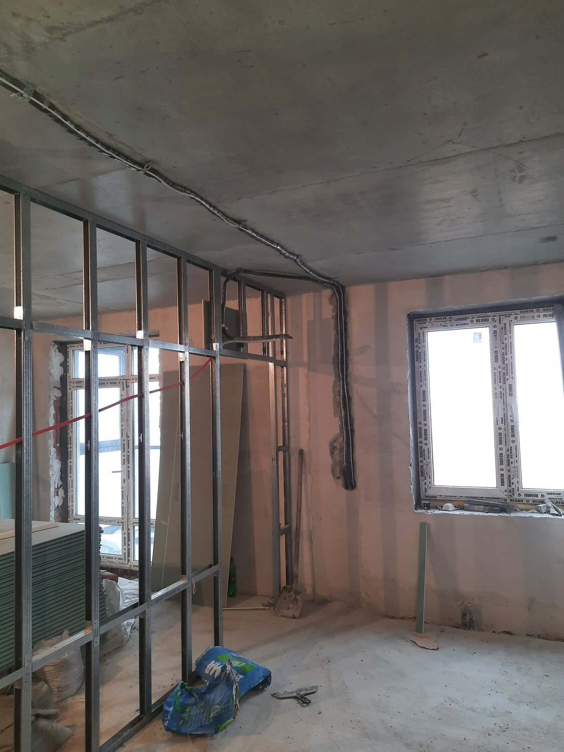 перегородки из гкл, гкл перегородка 80 мм, перестенок из гипсокартона, перегородки из гкл с шумоизоляцией, каркас для гкл в деревянном доме