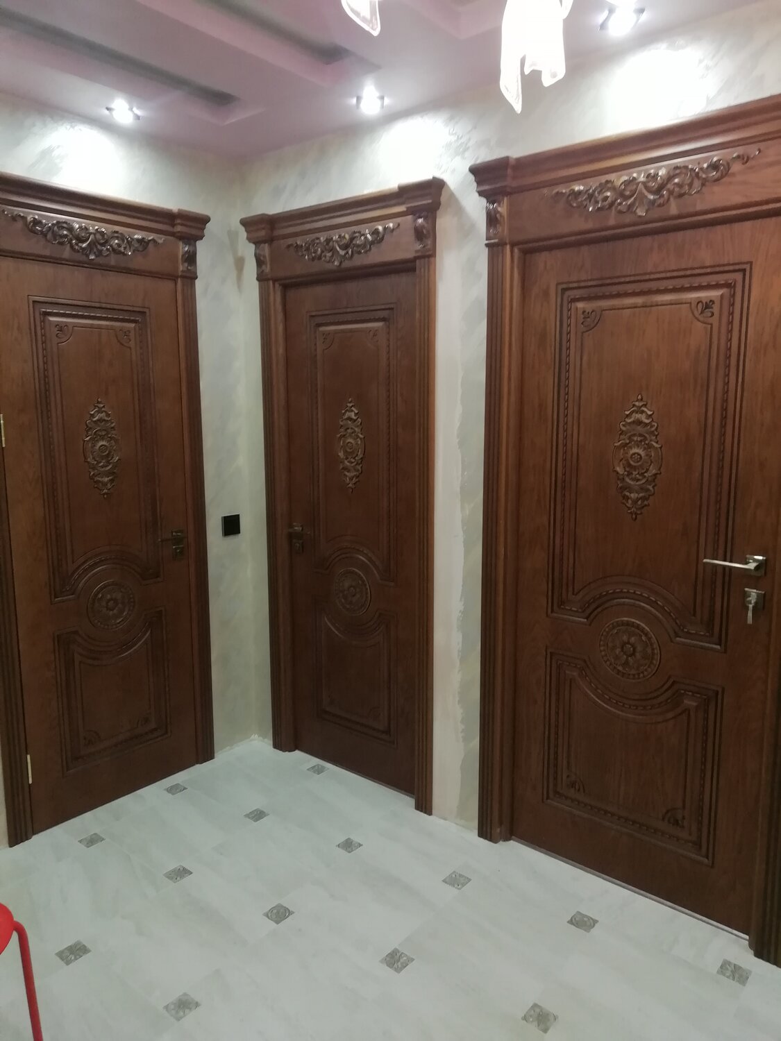 дверь, двери из массива дуба, двери межкомнатные сан ремо орех 2, резные двери, элитные двери