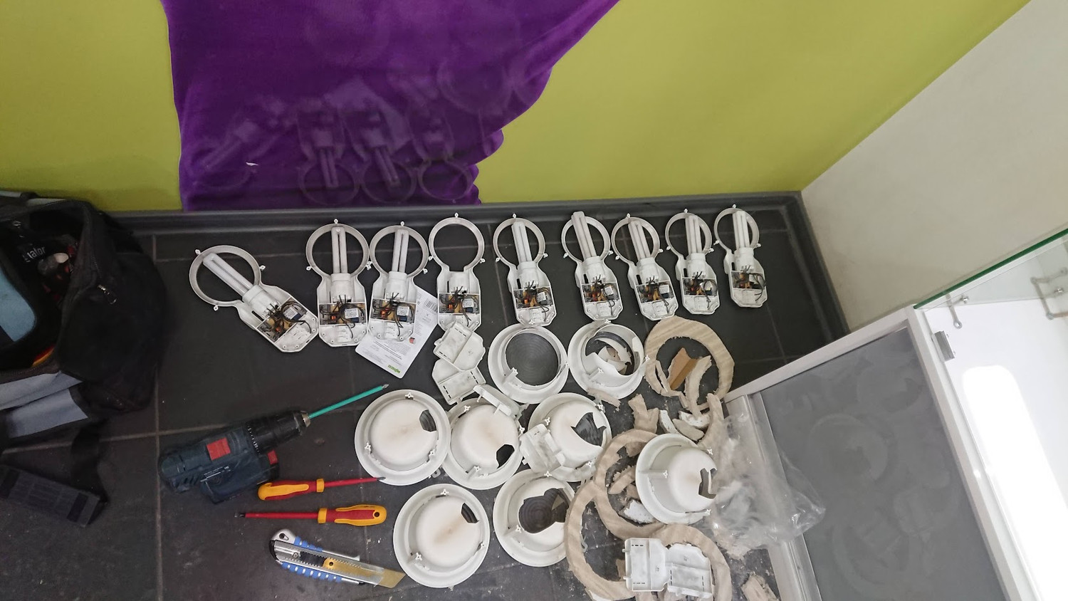 вещи в квартире, светильники потолочные, люстра потолочная eurosvet 22010/6+2, сувениры, потолочные люстры