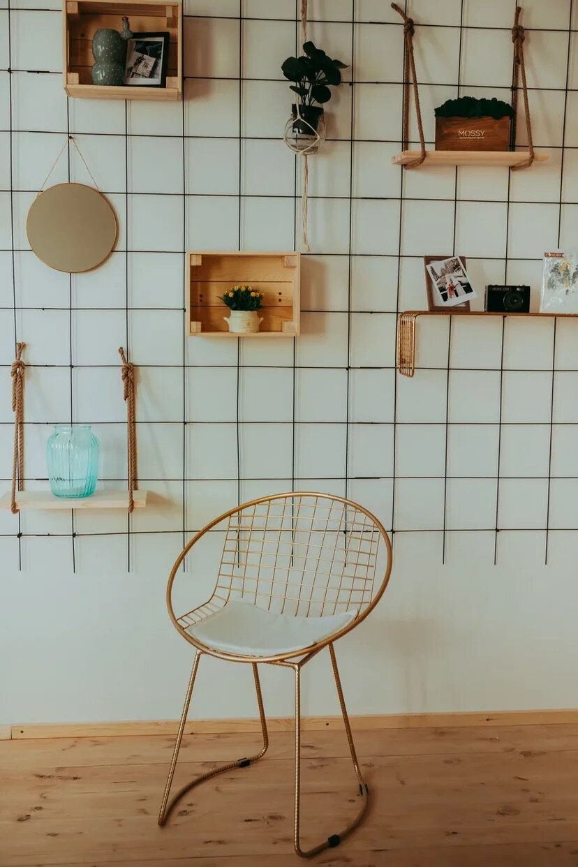 обеденный стул, стул bertoia gold, стул проволочный, кресло проволочное, стул обеденный металлический плетеный