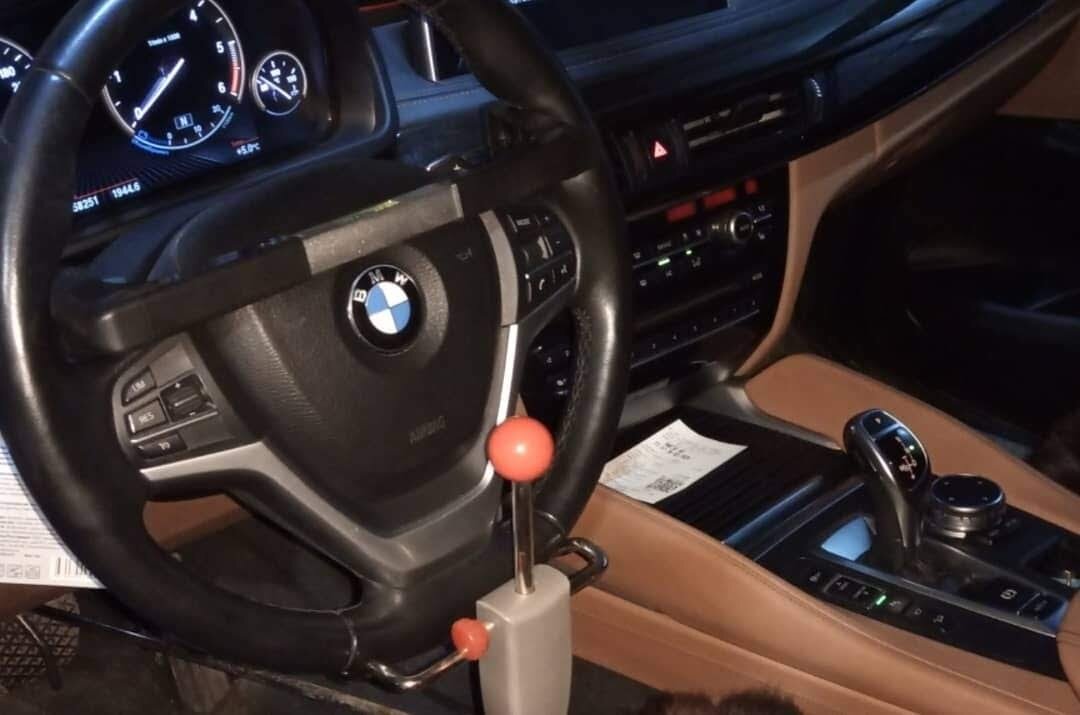 автомобиль, покраска руля bmw f10, bmw x5 2003 руль, руль м5 е39, руль бмв x5 63 кузов