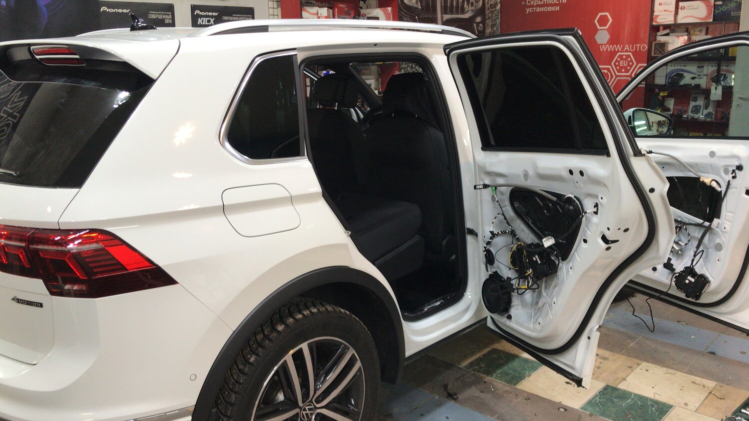 автомобиль, авто, легковой автомобиль, машин, датчик карена кузова лексус 570