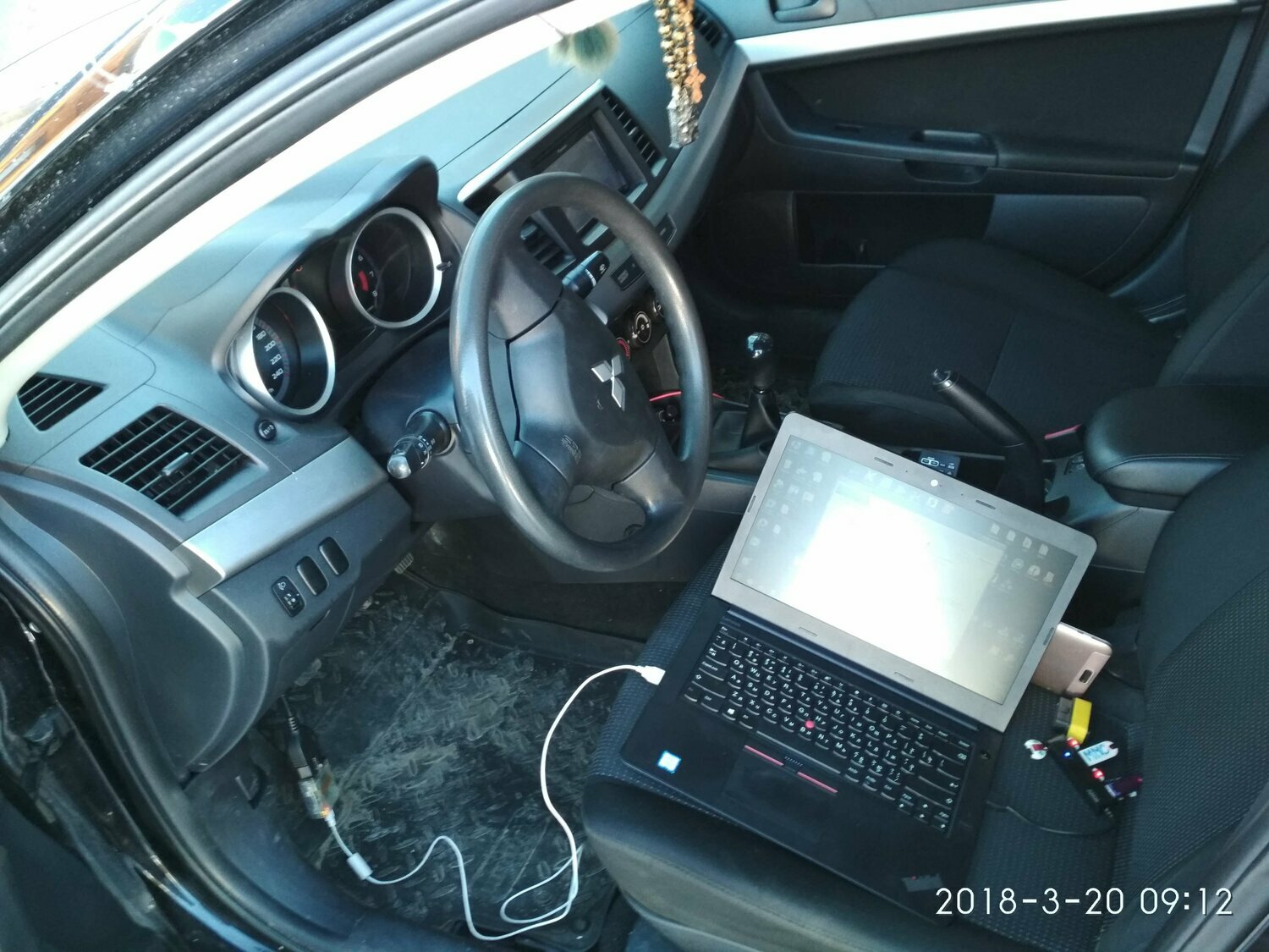диагностический разъем mitsubishi lancer 10, hover h3 разъём obd, разъем obd2 в ssangyong actyon, диагностический разъем паджеро 4, чип тюнинг