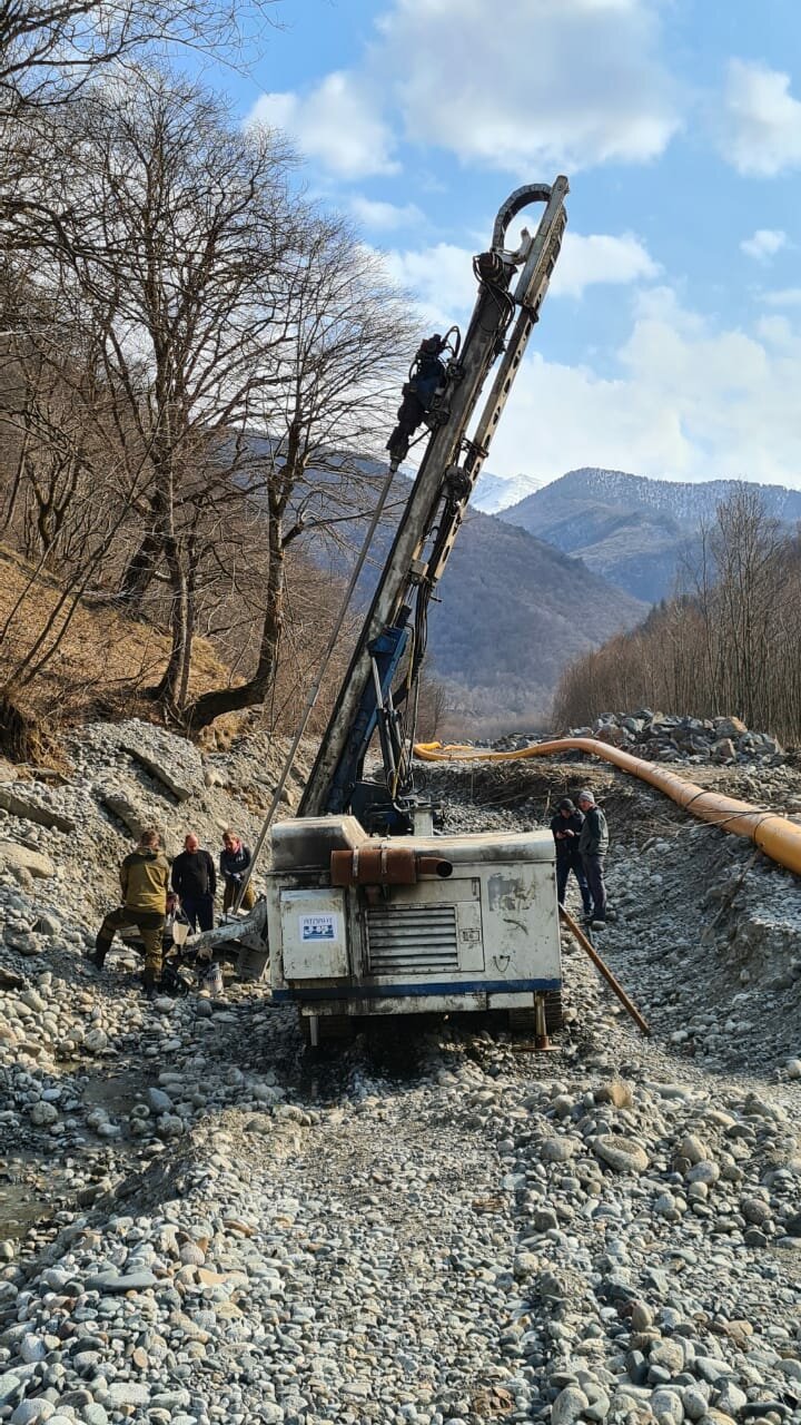 буровой станок sandvik - pantera 1500, бурение геологоразведочных скважин, геологоразведочные бурения керн, геологоразведочное оборудование, буровой станок