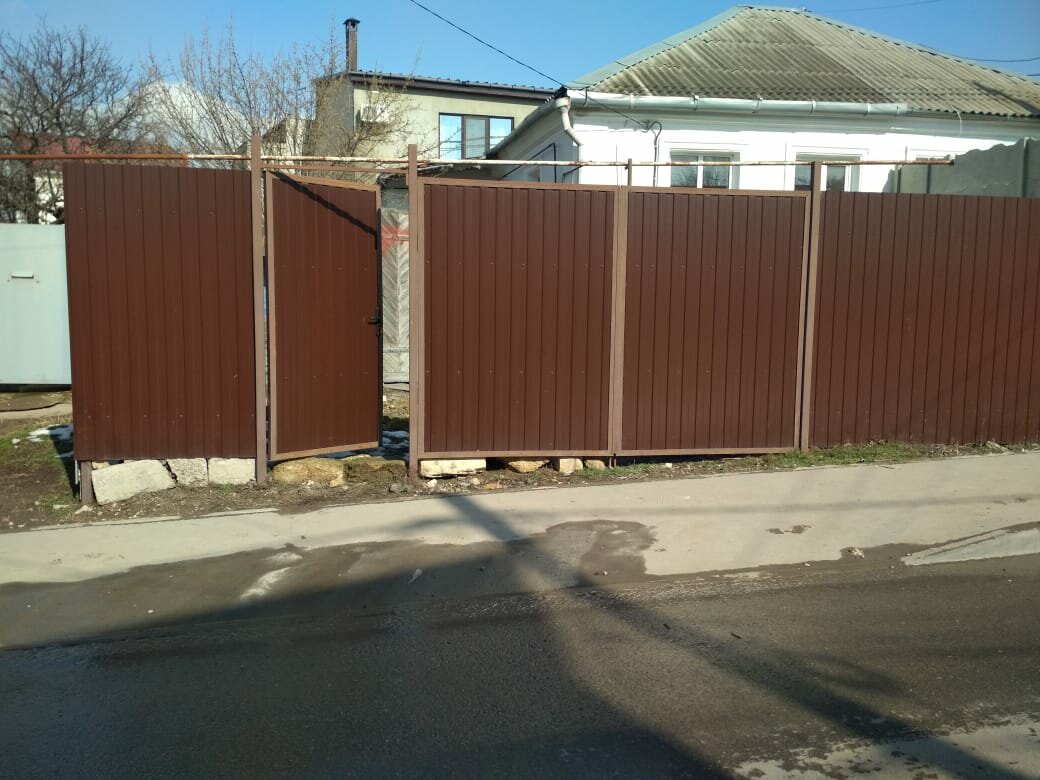 ворота откатные, откатные ворота с калиткой алютех, автоматические откатные ворота, ворота, хабаровск заборы из профнастила
