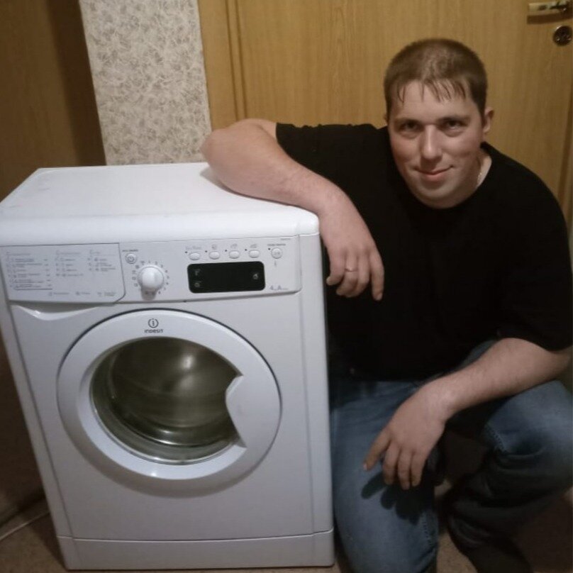 Евгений Сарин