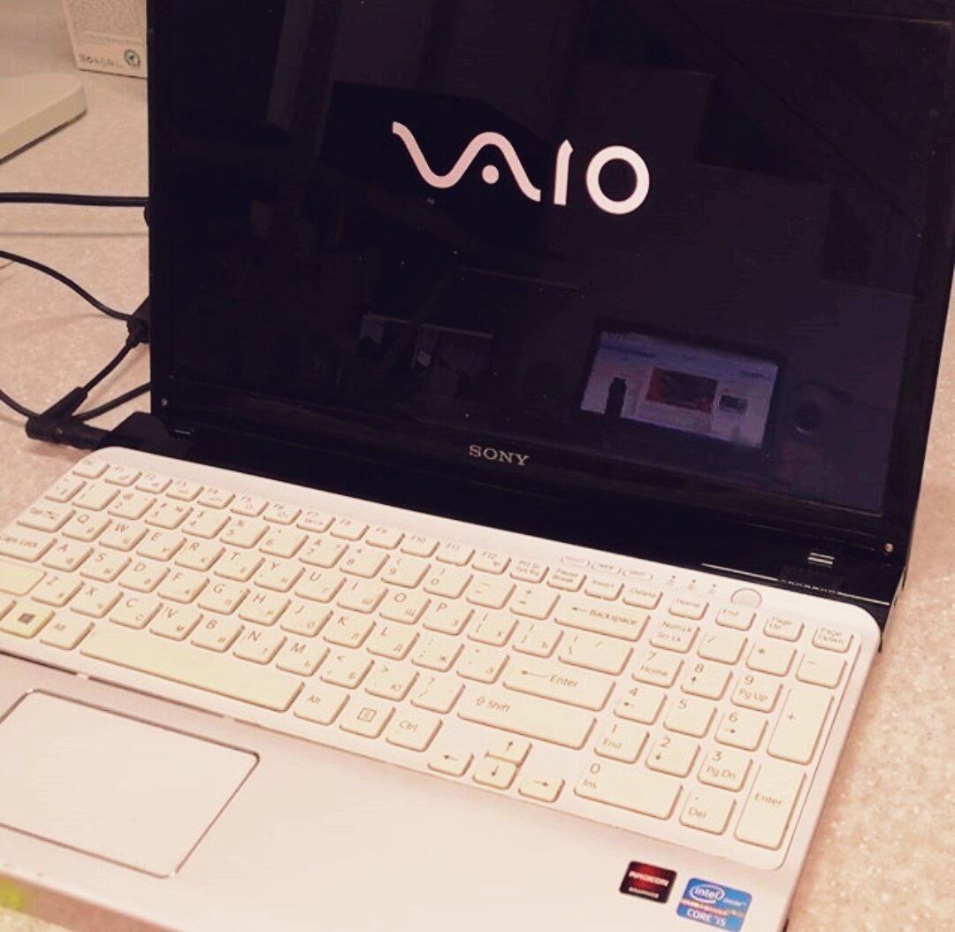 ноутбук sony vaio, ноутбук sony, компактный ноутбук, sony vaio core i7, sony vaio sve151j11v
