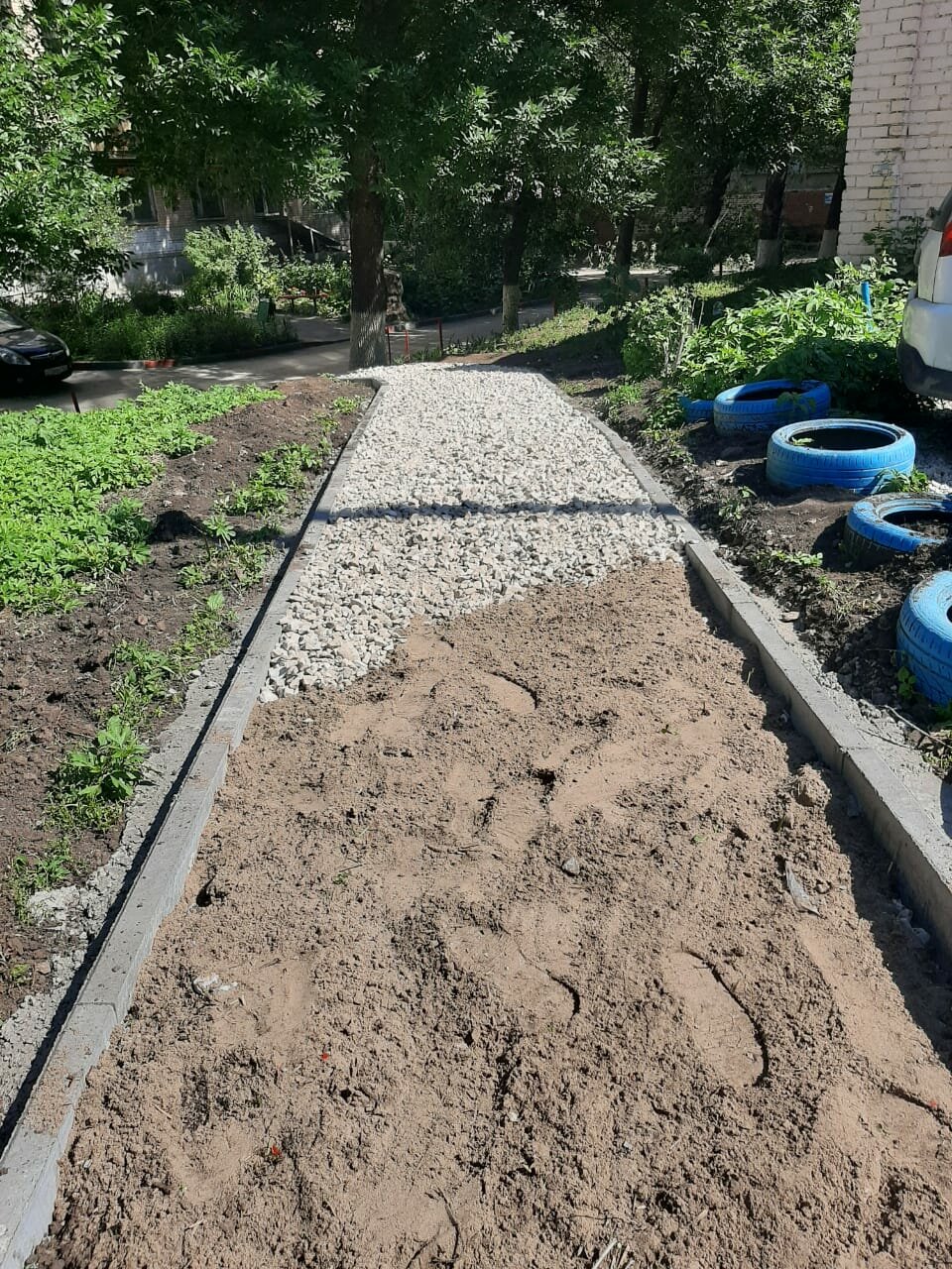 грядки для картофеля, перекопка огорода, опилки от сорняков в огороде, песок для огорода, грядки под картошку