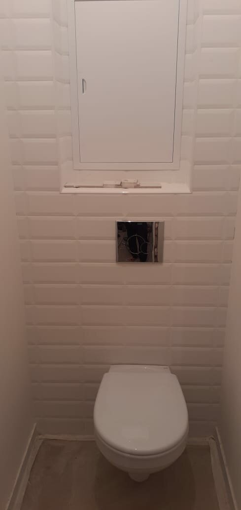 отделка туалета, отделка туалета в квартире, туалетная комната, туалет, санузел туалет с трапиком
