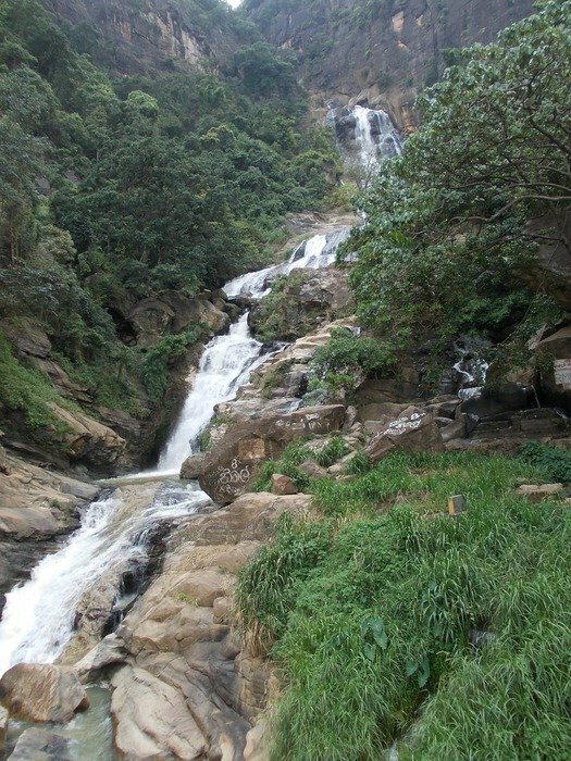 водопад равана шри ланка, водопад ravana falls, водопад равана, водопад, бурунди горы и водопады