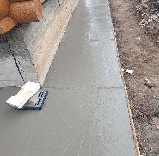 Строительство отмостки вокруг дома