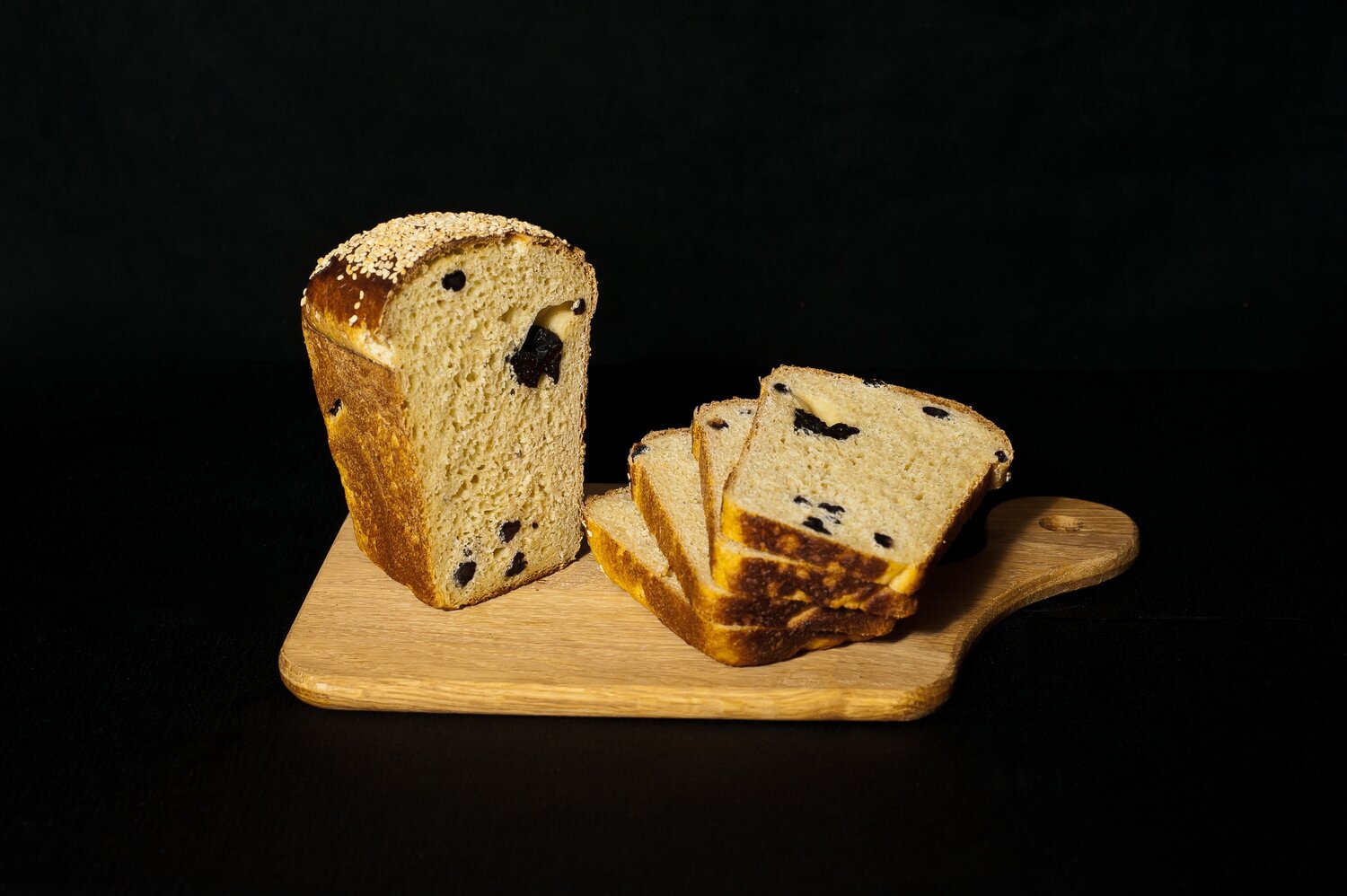 хлеб, хлеб vollkornbrot, хлеб с изюмом, банановый хлеб, картофельный хлеб