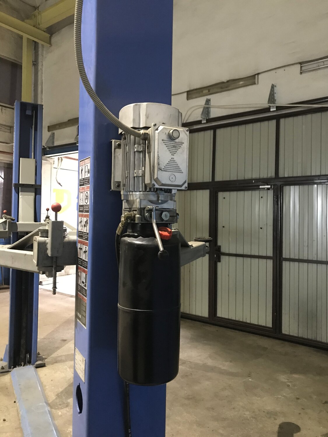 подъемник protech st4pro, подъемник для автосервиса, подъемник heshbon hl 25h, гидростанция для подъемника, оборудования