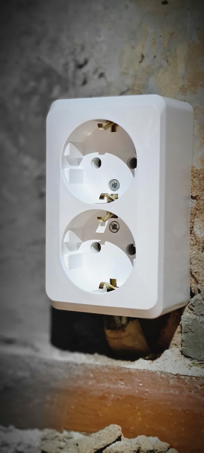 розетка двойная, розетка schneider electric pa16-108, розетка schneider electric ra16-238-b, розетка двойная наружная, розетка наружная