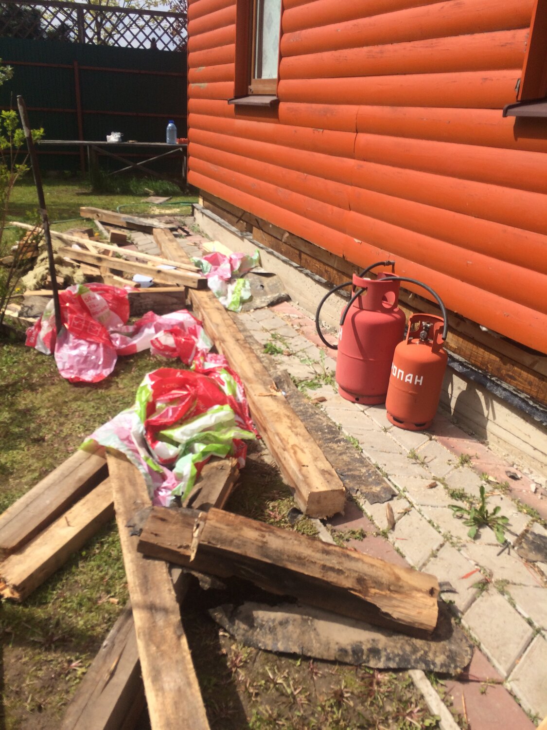 Замена гнилых венцов