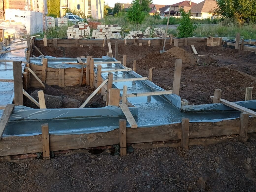 Строительство ленточного фундамента