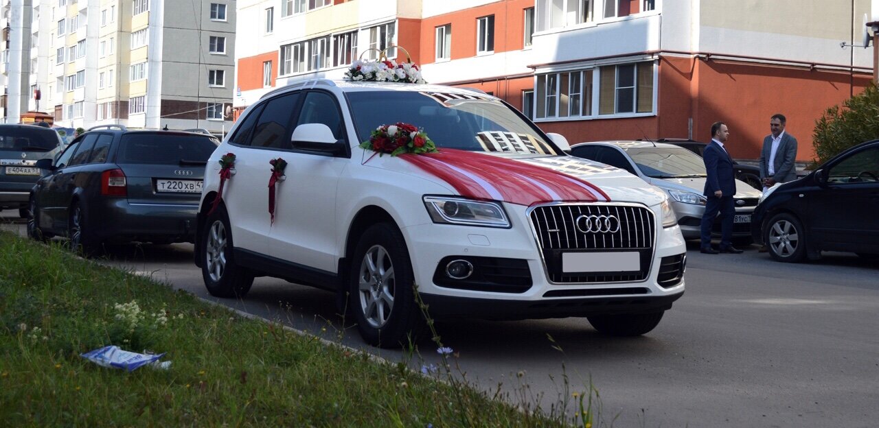 свадебный ауди q5, украшение свадебной машины ауди ку5, q7 ауди свадебная, ауди q7 на свадьбу, украшение свадебного автомобиля