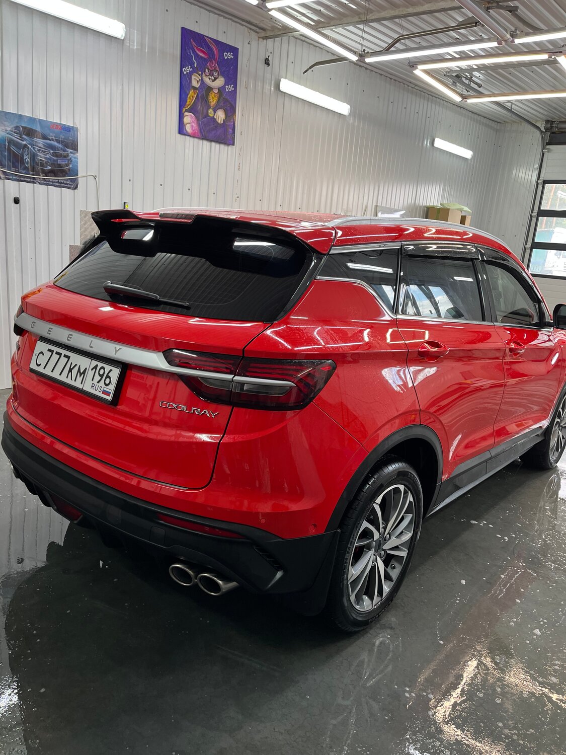 geely coolray, новый geely coolray, geely coolray 2022, geely coolray 2020 красный, Land Rover Range Rover II