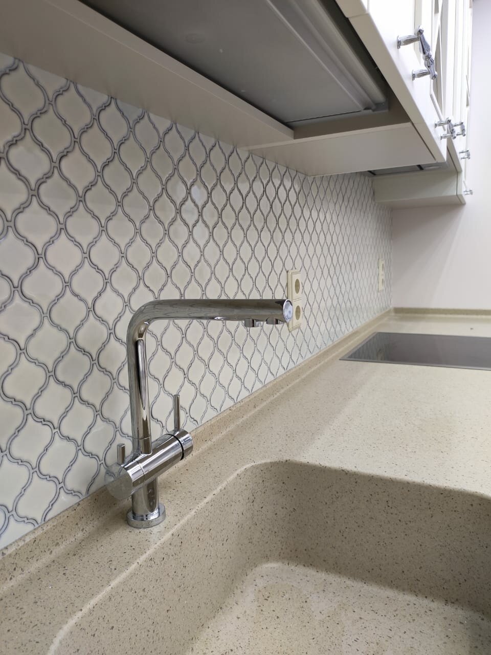 Ремонт квартир и домов в Москве: 120 мастеров по ремонту со средним ...