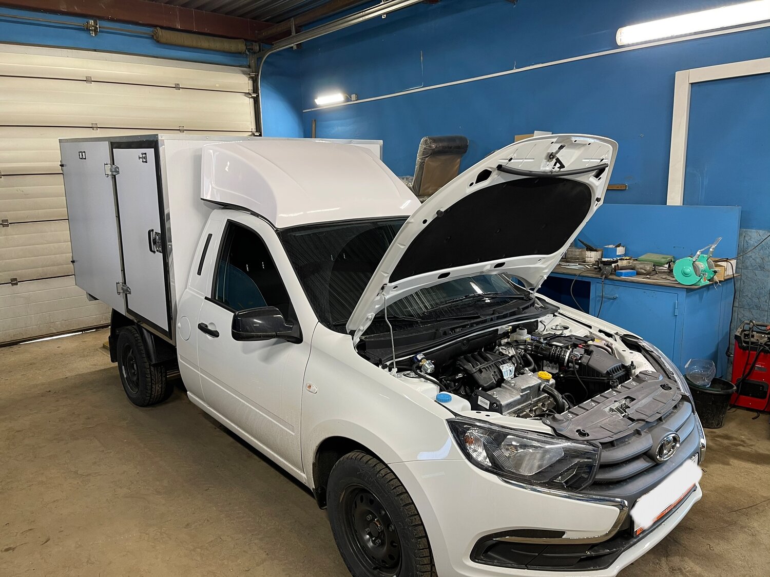 автомобиль, ваз лада гранта 1.6 мт, авто, lada largus, битая лада ларгус