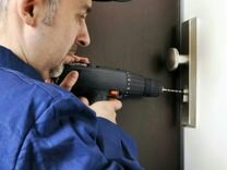 вскрытие замков, служба вскрытия замков и дверей в квартире, emergency locksmith, locksmith, монтаж