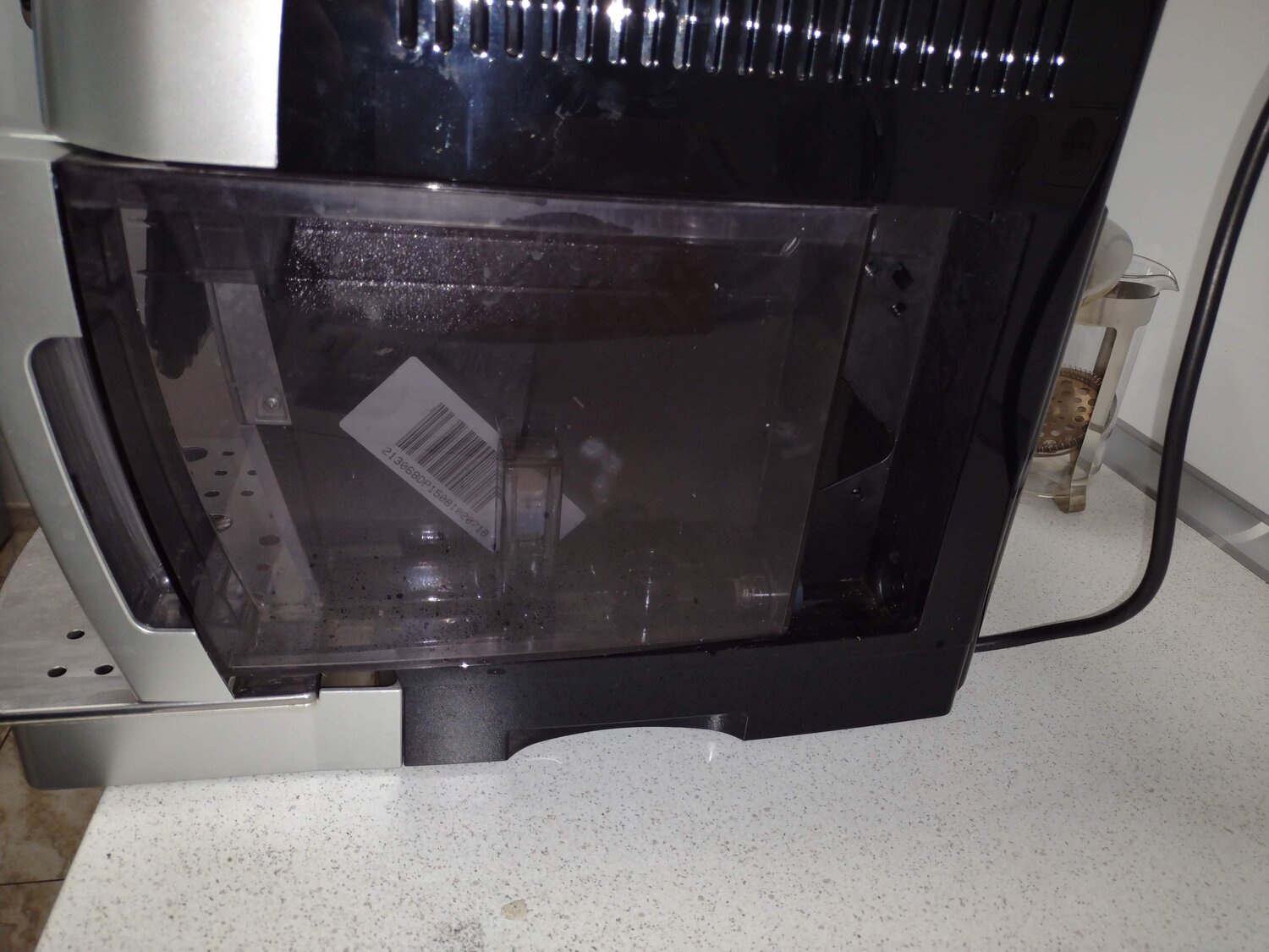 delonghi esam 2200, бытовая техника, delonghi ecam 21.117.sb, кофемашина de'longhi ecam 22.360/366, кофемашина бош tca 5309