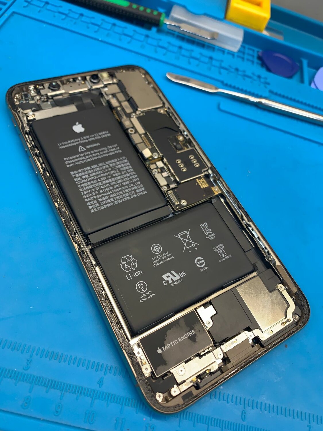 iphone x10 батарея аккумулятор, корпус с платой айфон 6 целый, внутренности айфона, батарея на айфон 6, аккумулятор iphone