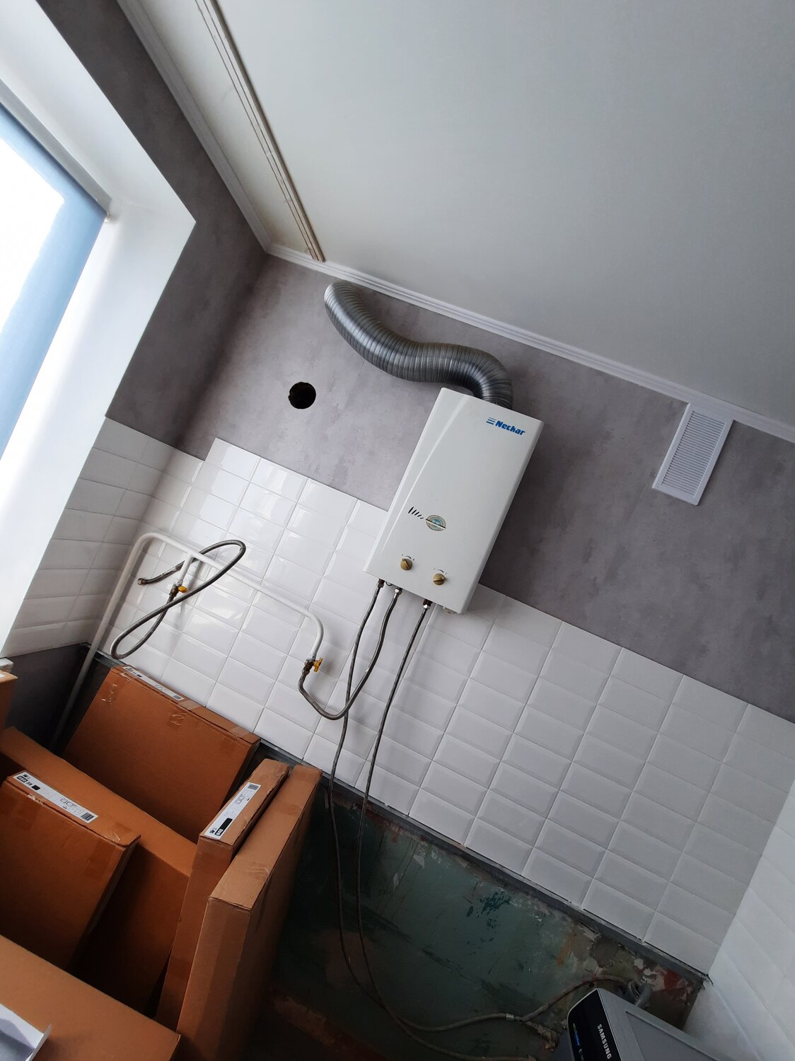 газовая колонка в квартире, установка газовой колонки, подключение газовой колонки, газовая колонка в ванной, водонагреватель проточный