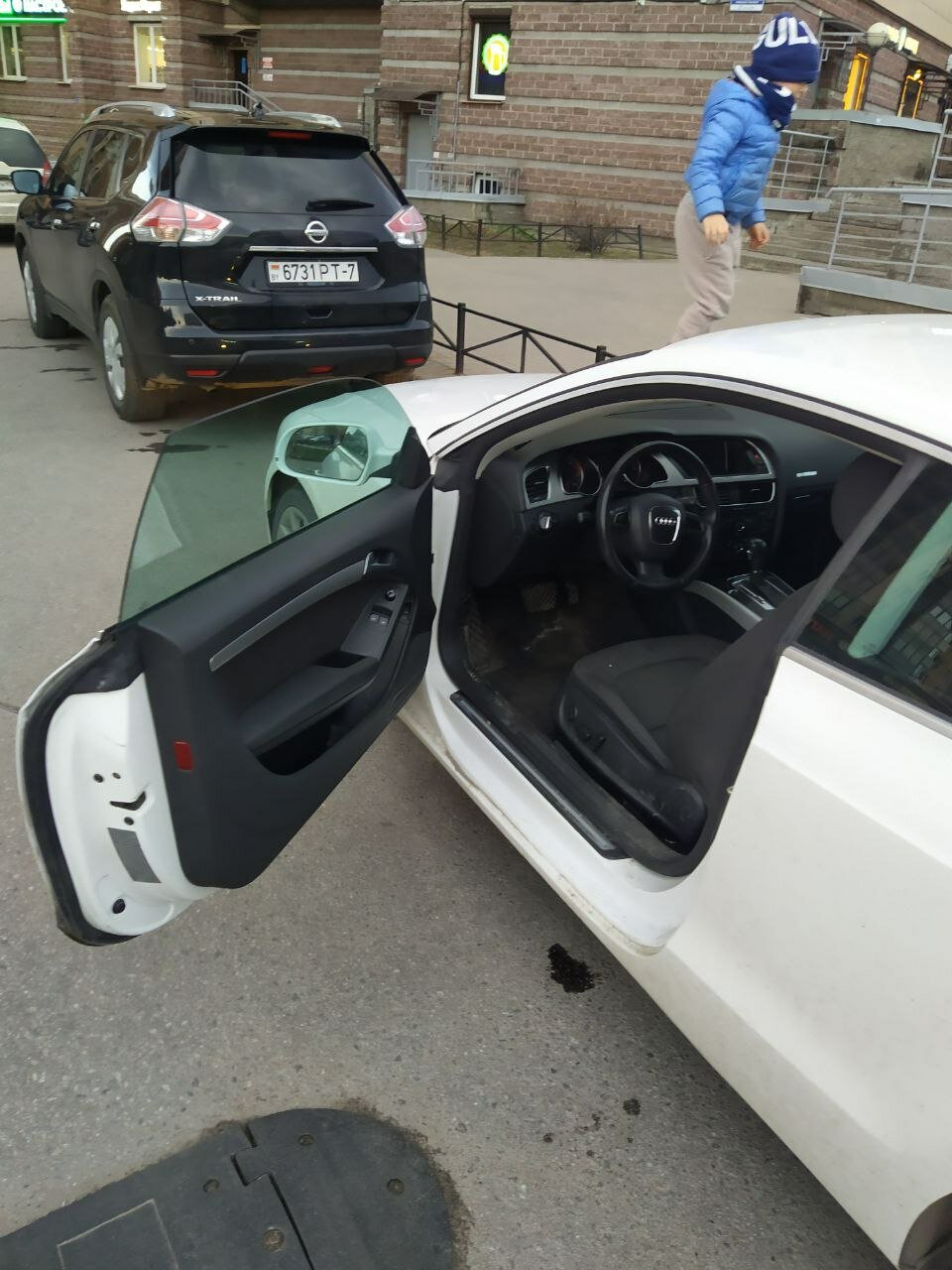 автомобиль, авто, бу автомобили, opel gtc экран от теслы в салон, универсал машина