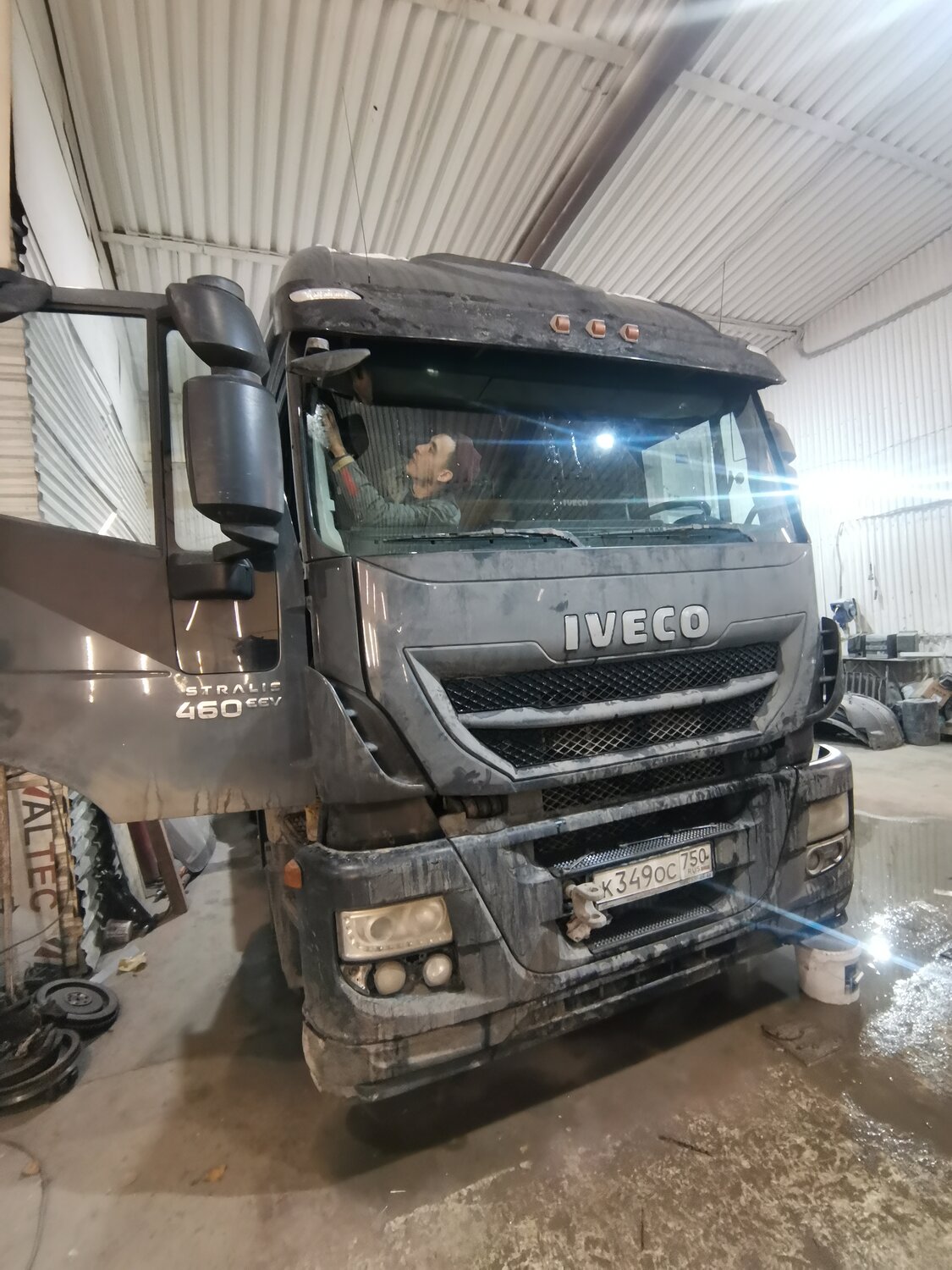 iveco stralis, iveco черный траккер, ивеко траккер тягач 2007, iveco trakker 6x4 тягач, iveco stralis 2008