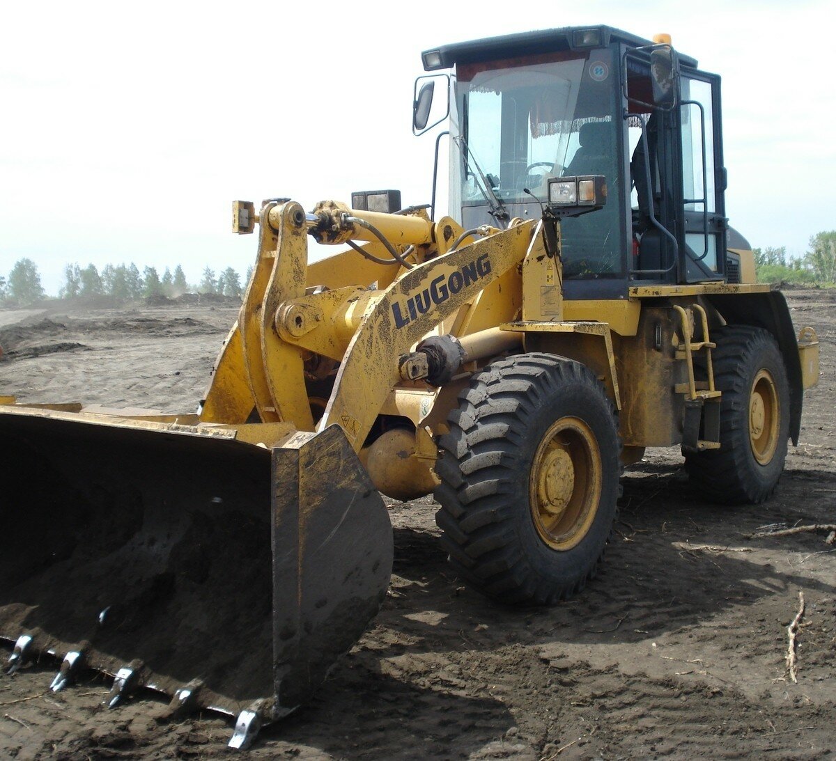фронтальный погрузчик liugong clg 842, sdlg погрузчик, фронтальный погрузчик sdlg, фронтальный погрузчик, погрузчик 2м3