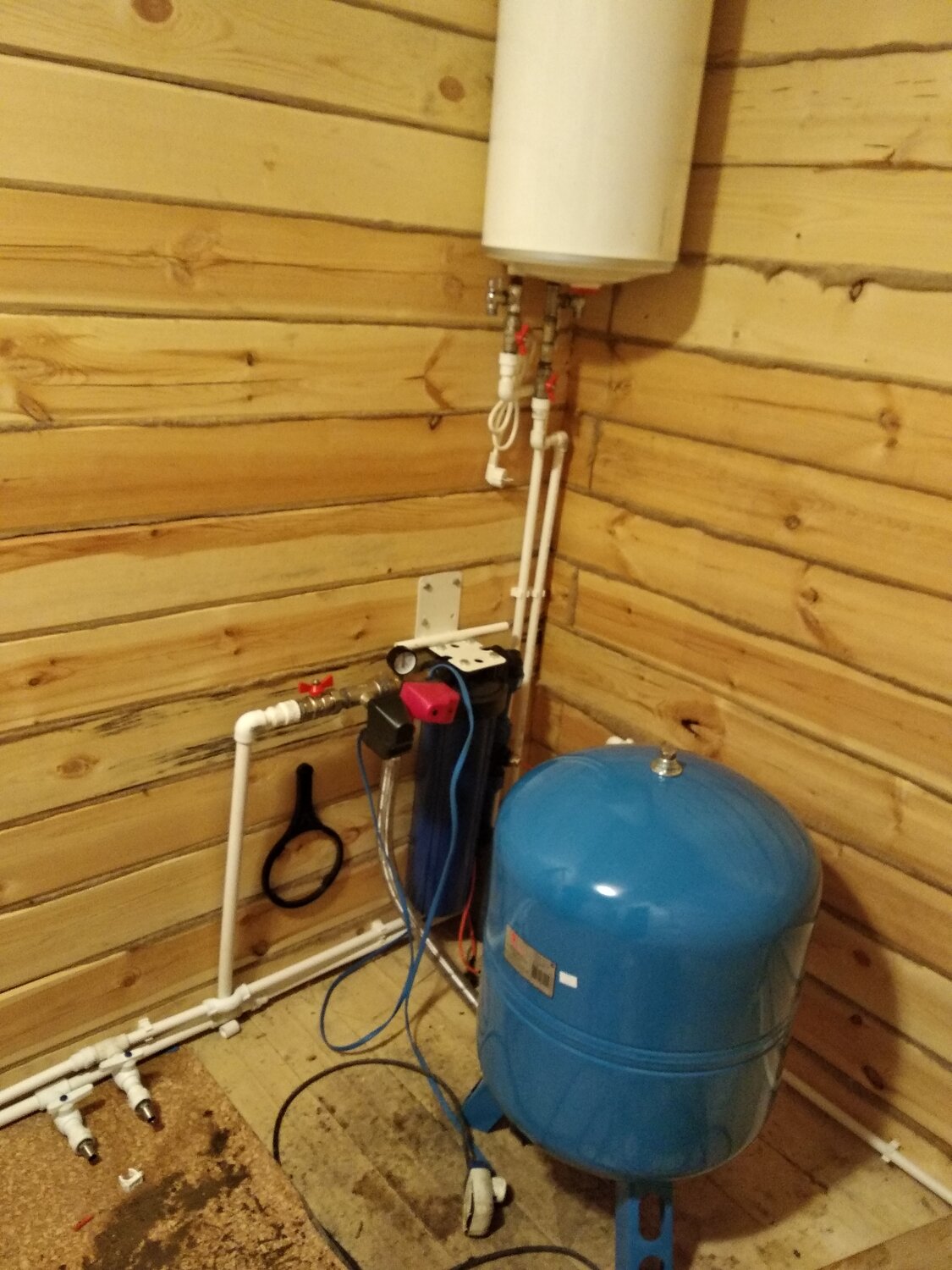 водоснабжение в частном доме, водоснабжение частного дома, водоснабжение на даче, водоснабжение загородного дома, водопровод в частном доме