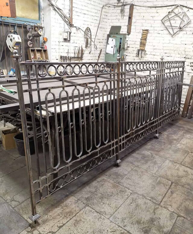 Изготовление кованых заборов