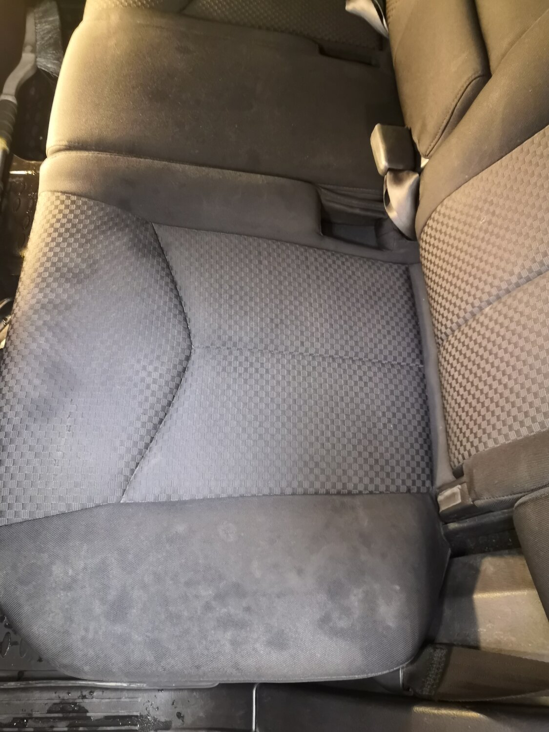 химчистка салона автомобиля, сиденье машины, сиденье, сиденье mitsubishi galant 9, грязный салон автомобиля