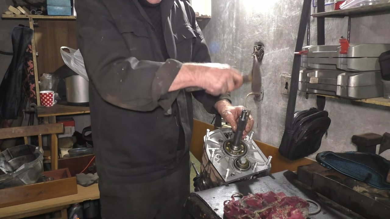 Замена подшипника первичного вала
