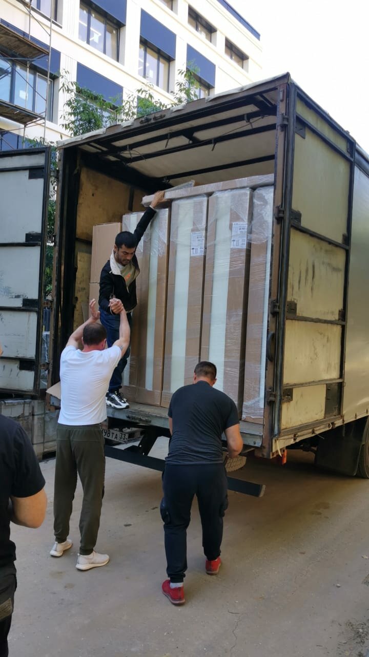 грузчики, грузчики переезды, газель грузчики, разгрузка газели, разгрузка газели на складе
