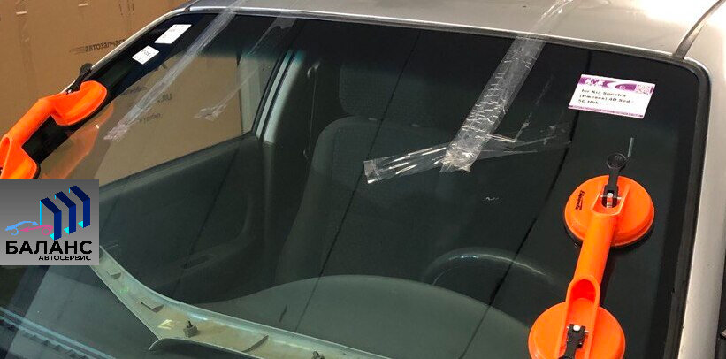 автостекло, замена лобового стекла, автомобильное стекло, боковое стекло автомобиля, вклеивание автомобильных стекол