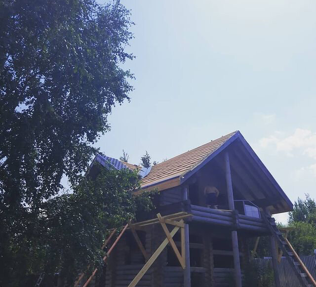 Выполняем ремонт  кровли