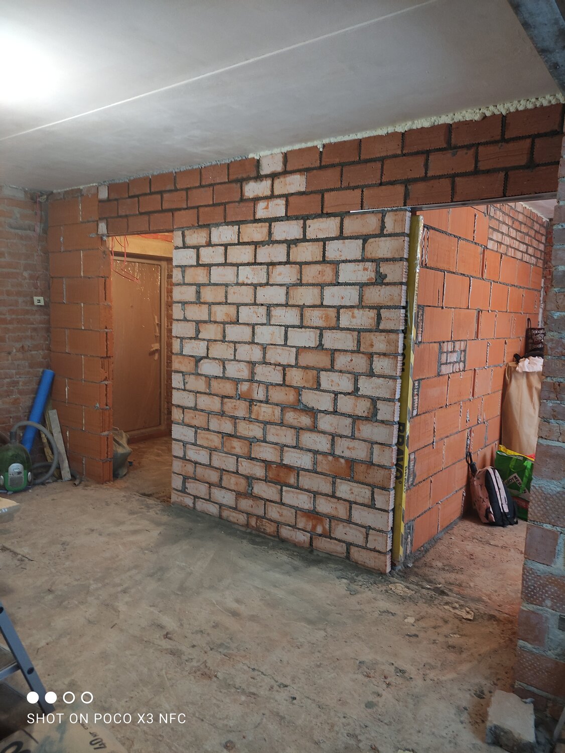 Кладка перегородок и внутренних стен из кирпича в Москве - Кладочные ...