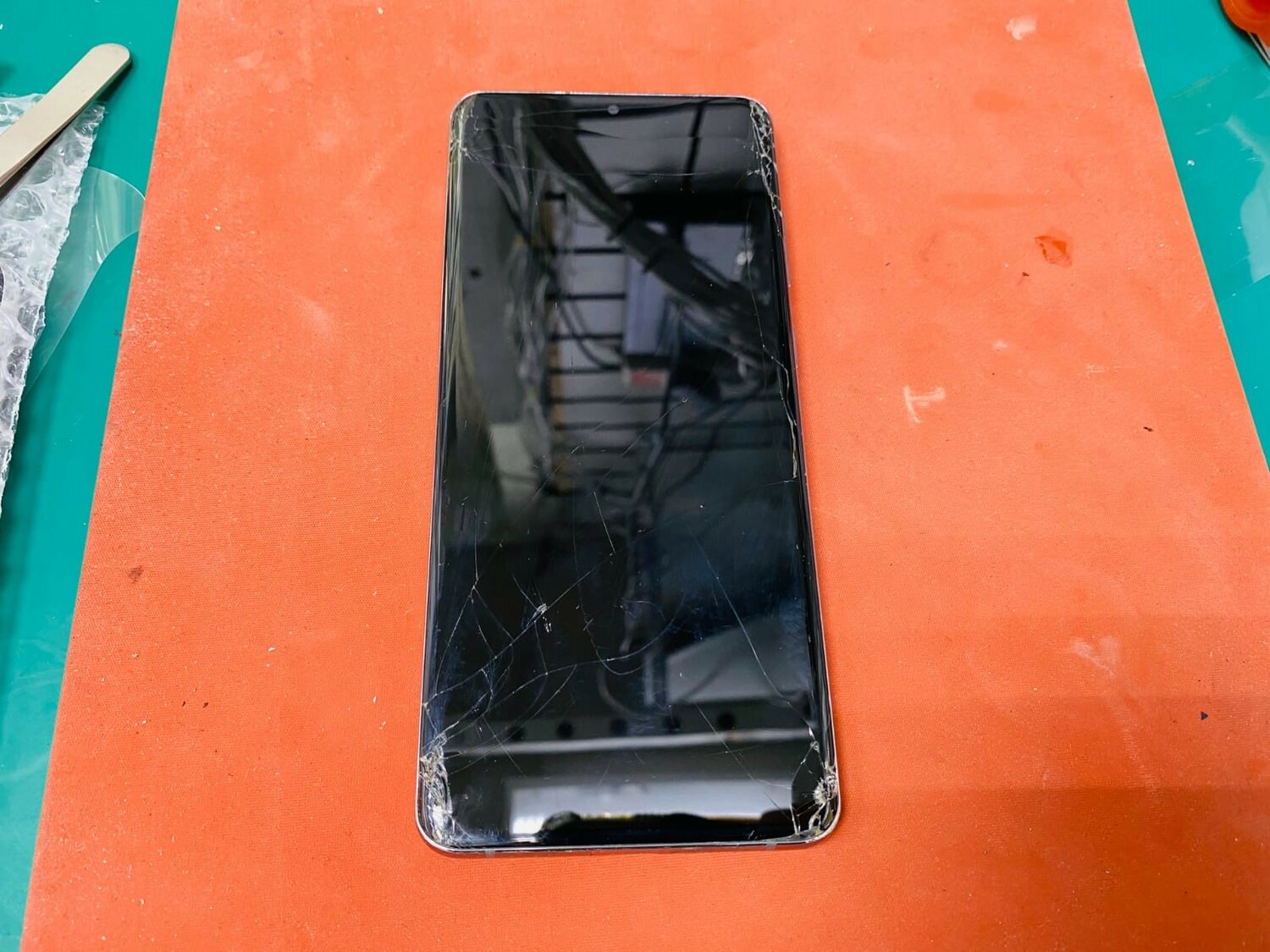 смартфон, телефон мобильный, samsung note 10 lite: замена стекла дисплея, телефон бу, замена дисплея